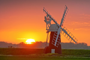 Ashtree Farm Windmill at Sunset